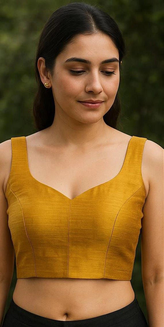 Blouse - Gold Sleeveless